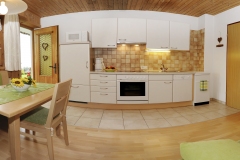 Küche, Wohn- & Esszimmer